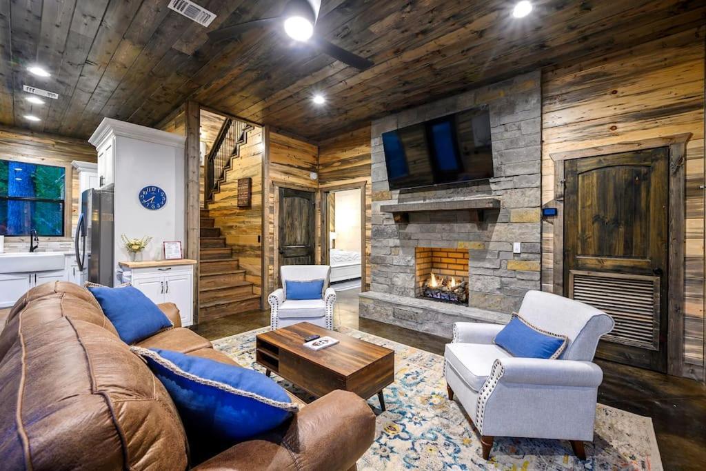 Brand New Luxury 2 Bedroom With Loft And Spa Sleeps 10 Брокен-Боу Екстер'єр фото